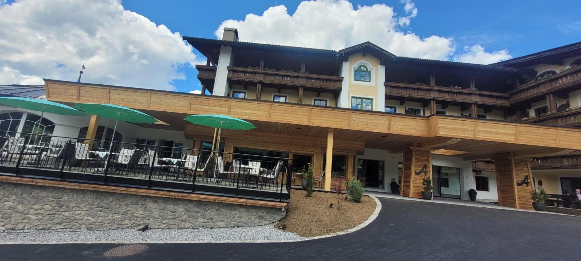 הרוואלד Wellness & Sporthotel Alpenhof מראה חיצוני תמונה