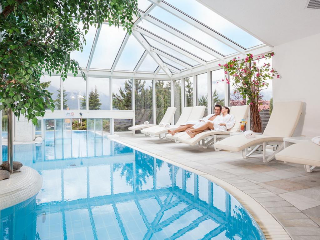 הרוואלד Wellness & Sporthotel Alpenhof מראה חיצוני תמונה